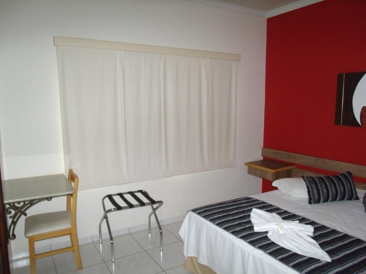 Hotel Pousada Real Sinop Esterno foto
