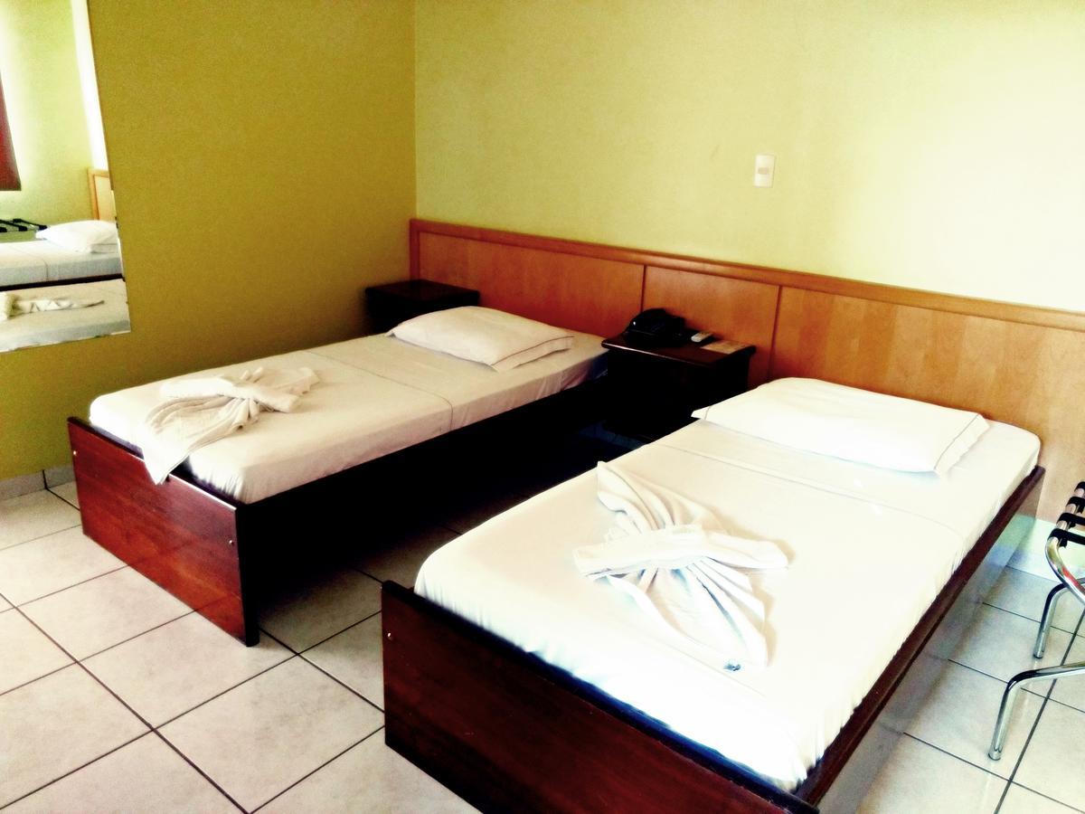 Hotel Pousada Real Sinop Esterno foto